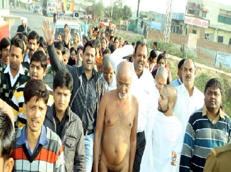 tarun sagar maharaj in kosikalan