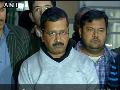Kejriwal says cbi came to search arun jaitelys file regarding ddca scam