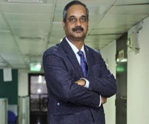who is rajendra kumar and allegations on him which results in cbi raid on his office