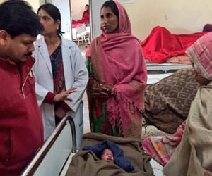 Shakurbasti displaced slum woman gave birth to a baby girl