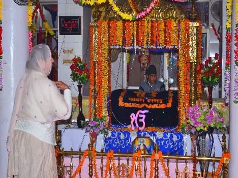 Guru Teg Bahadur's Martyrdom Day decorated Diwan