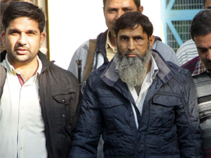 al-Qaeda Changing strategy of  terrorist attacks, remained franchises in other countries