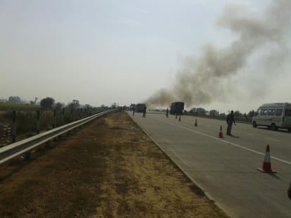 Explosion in passengers bus, fire destroyed the goods.