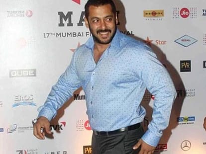 salman and aamir are more famous then shahrukh