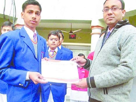 Fourth place in Dehradun region anointing principal honor student