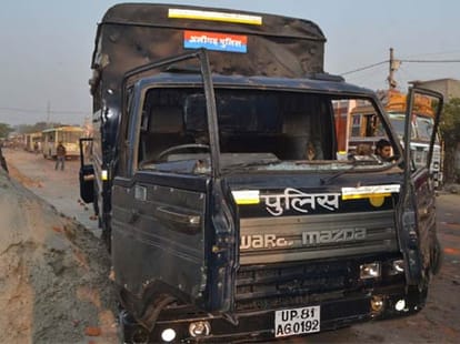 clash between Police and public after accident.