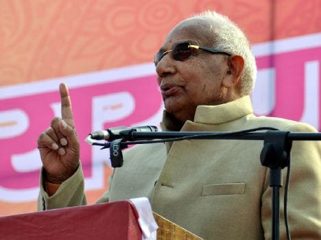 governor kaptan singh solanki controversial statement about geeta