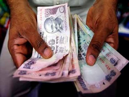 Delhi: FIR registered against AAP MLA Vishesh Ravi in a 2015 extortion matter