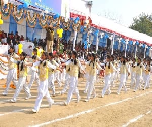 Party on Jhumke-jhumke at Paonta mission school