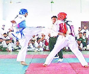Chupaki College men's Taekwondo champion 