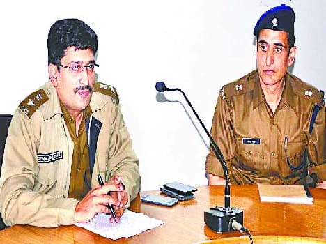 After the encounter, was finally picked the three accused in the murder of soldier