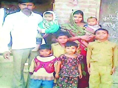 The food was poisoned , two sisters killed a serious