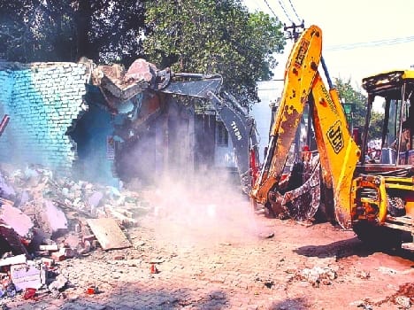 40 shops removed due to encrochment