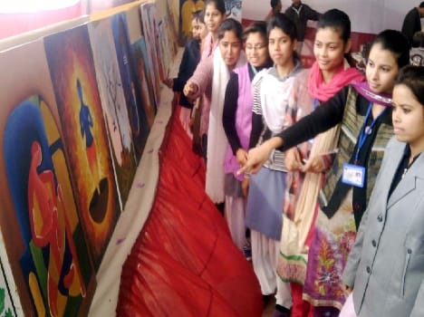 Participants canvas Emo sculptured