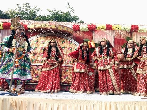 maharas lela celebrate