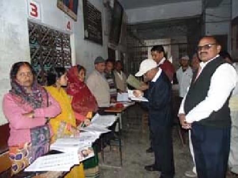 people came in camp for voter card