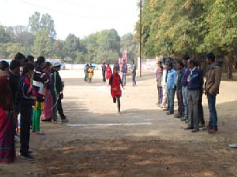 Dnkunar first in 400m