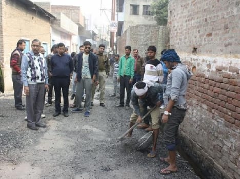 Dev expressed public protests erupted in the city, Xen, JE monitoring functions