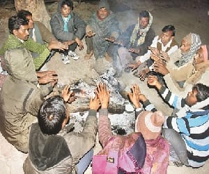 death due to cold in khurja.