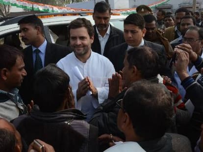 rahul gandhi speak against modi on his amethi visit