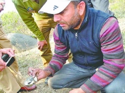 blast in jammu kashmir highway, three brothers died