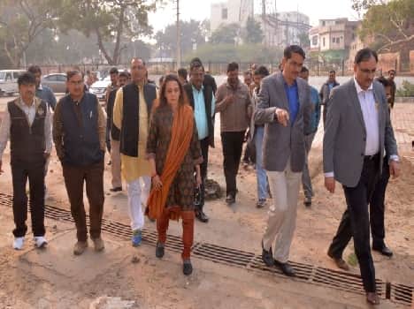 hema malini in mathura
