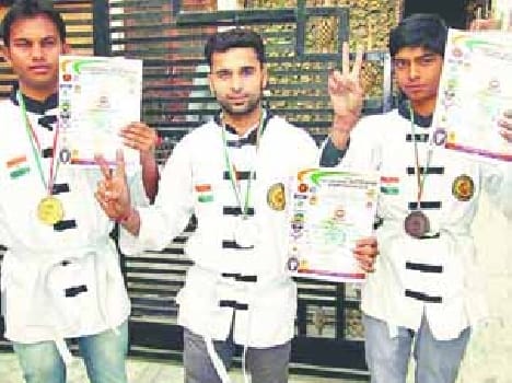 Won the gold medal in the senior category Saurabh