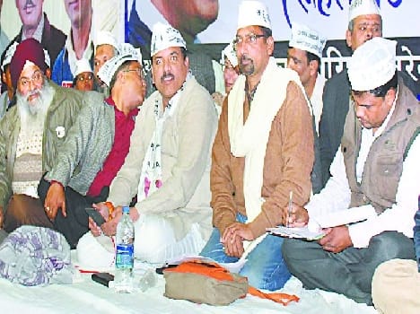 You would contest the elections alone in UP Sanjay Singh