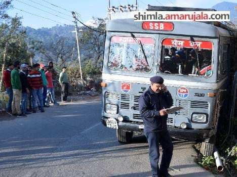 SSB bus crush 3 person at dharamshala, one died.