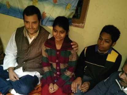 rahul gandhi speak against modi on his amethi visit