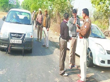 Three inspector suspended in bus loot