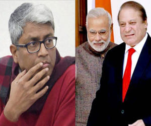  AAP Ask Questions on Prime Minister Pak visit