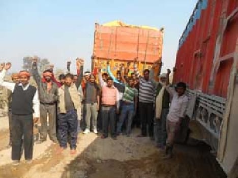 Ten km long jams on the highway