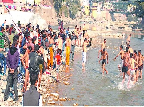 dev dangar dips in saru
