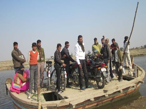 Pontoon bridge was not upset Kshetrwasi
