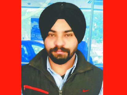  DTC bus driver was chewing man's finger.