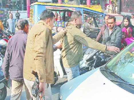 Women in shopping malls tampering