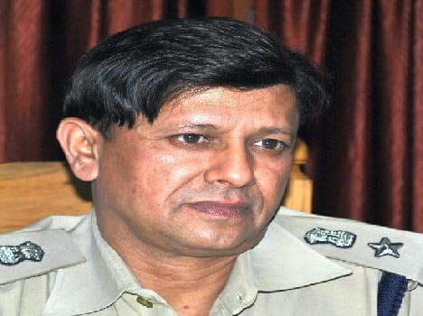 Thirty first-Nepal border to be on alert