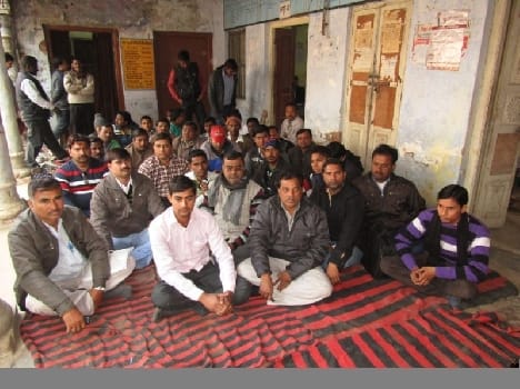 Smash on strike to protest power