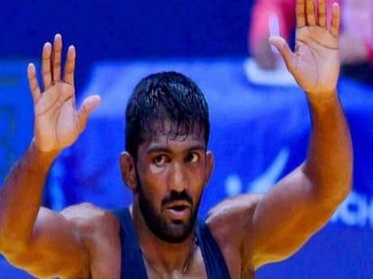 Yogeshwar Dutt's salary per minute is more than Dhoni and Kohli