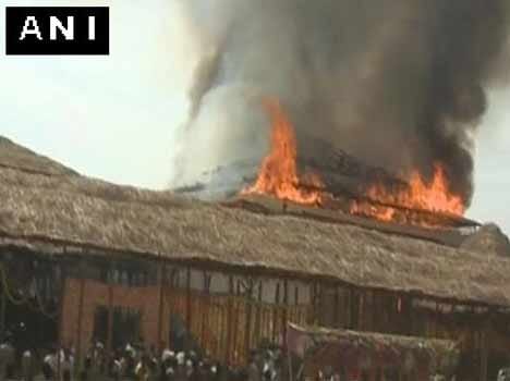 Fire at the pandal of ‘Ayutha Chandi Maha Yagnam’ in Medak (Telangana)