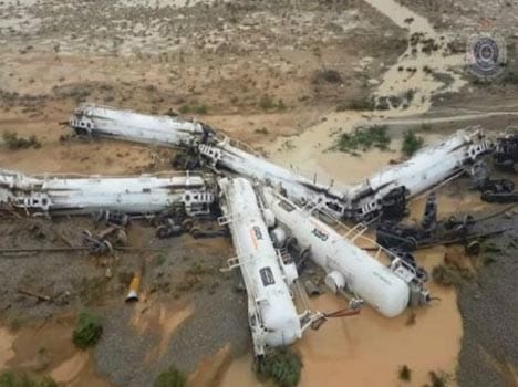 train with acid derailed