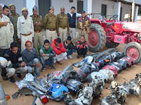 Five vehicle thief arrested, recovered 12 bikes and tractors