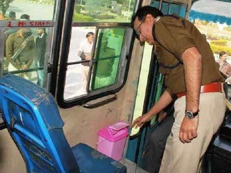 dustbin in auto and buses for swachh bharat abhiyan