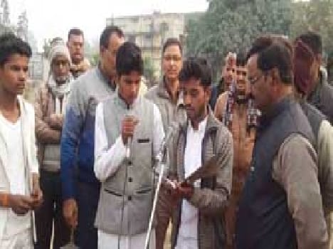 Student President made ??mo . Asif