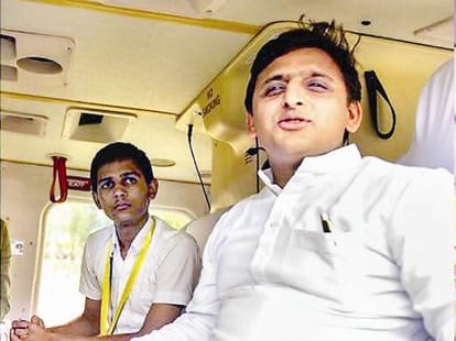 Akhilesh Yadav promises to work for Bundelkhand.