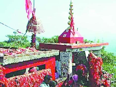 Chardham devotees rushed to welcome the New Year Purnagiri