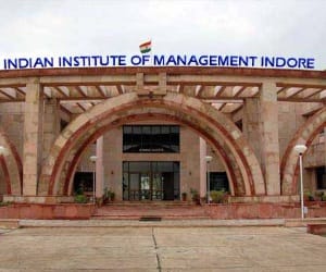 11 students suspended in IIM