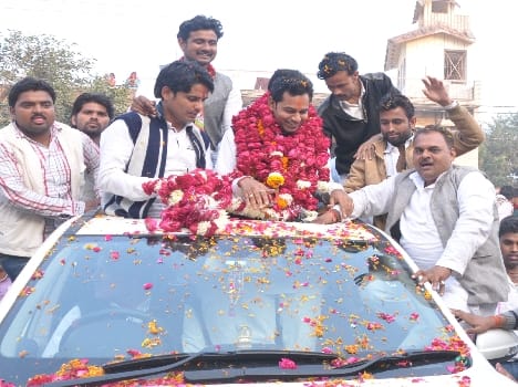District panchayat president unopposed will chatu