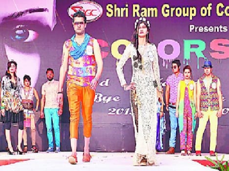View the colorful closing -2015
